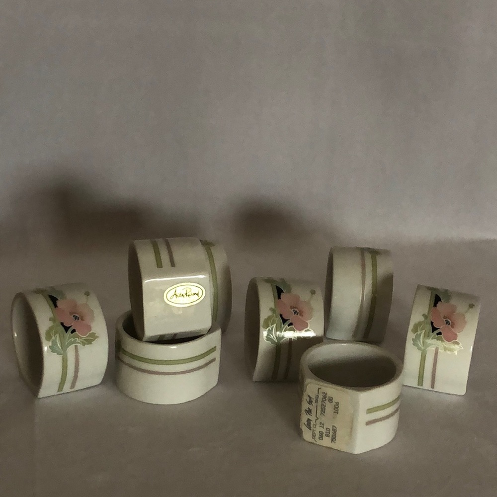 Porcelain or Ceramic (?) Hibiscus Pattern Napkin Rings Set of Eight